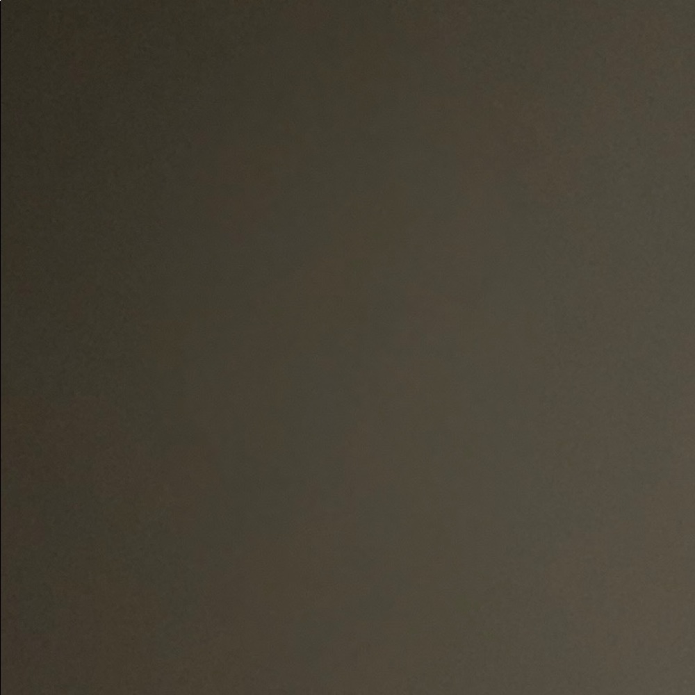 Meet your Posher, Chloe